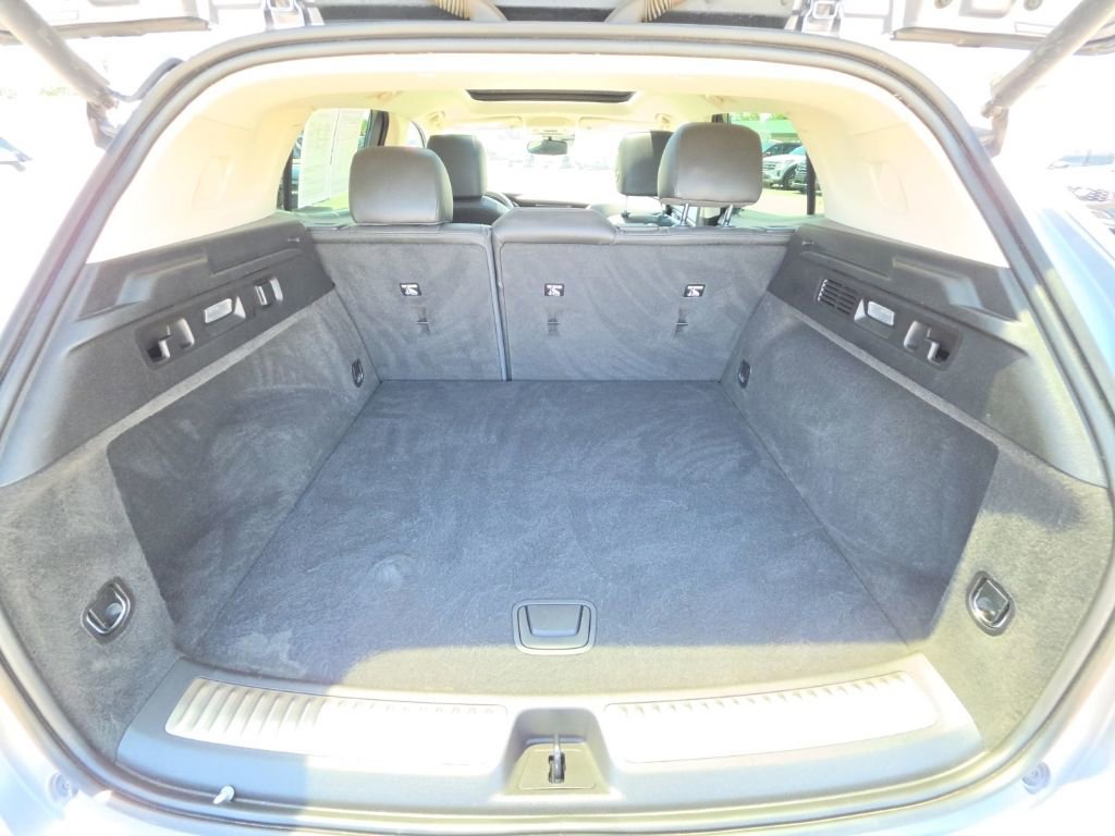 Used 2021 Buick Envision Essence w/ Technology Package I FWD image 38