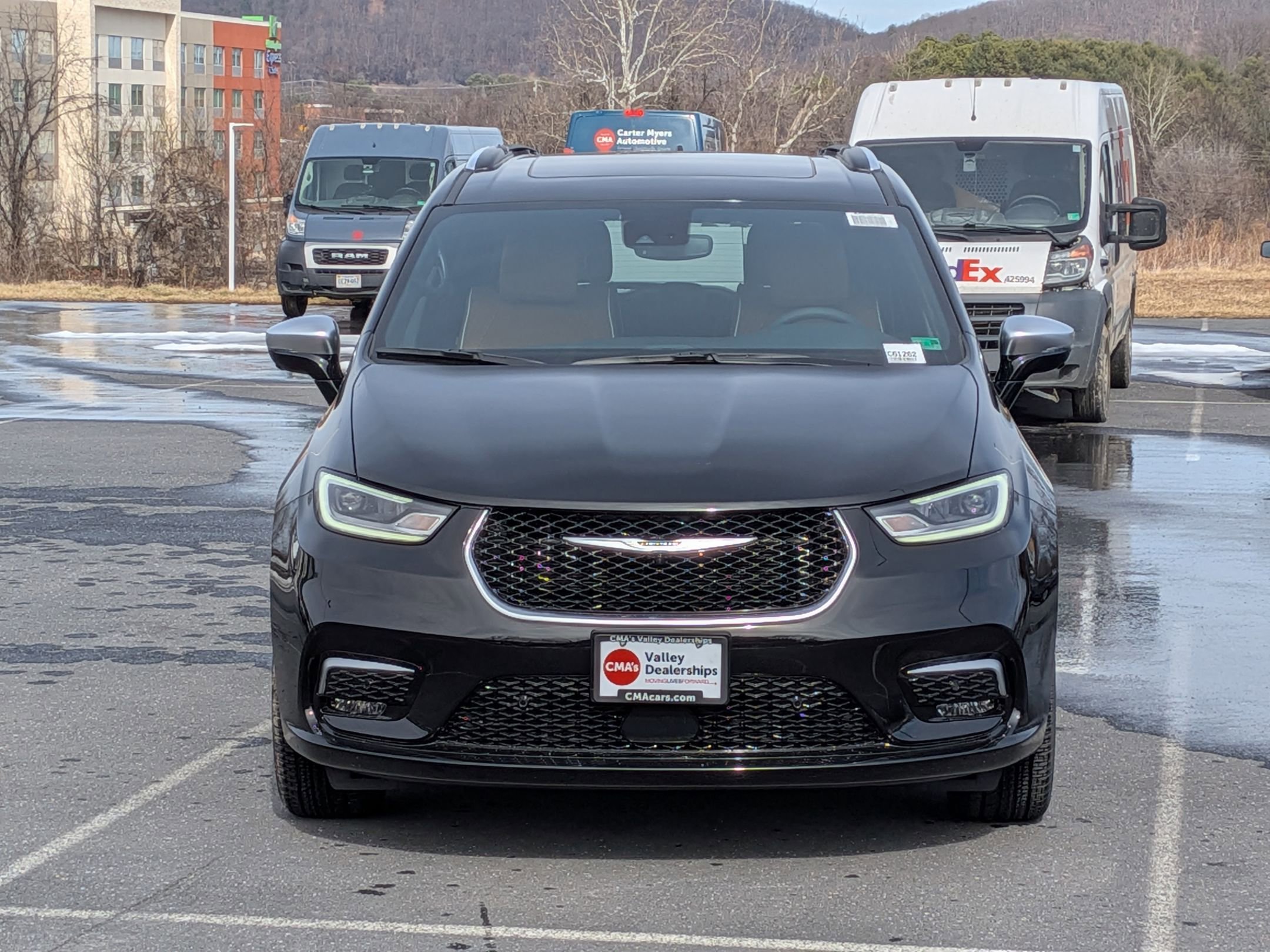 New 2026 Chrysler Pacifica Pinnacle w/ Trailer Tow Group image 2