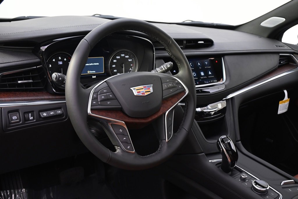 New 2025 Cadillac XT5 Premium Luxury w/ Technology Package image 11