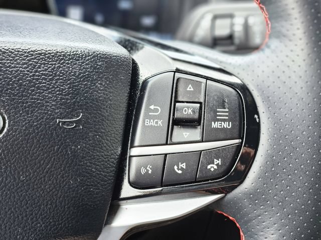 Used 2025 Ford Explorer ST-Line w/ ST-Line Street Pack AWD/4WD image 18
