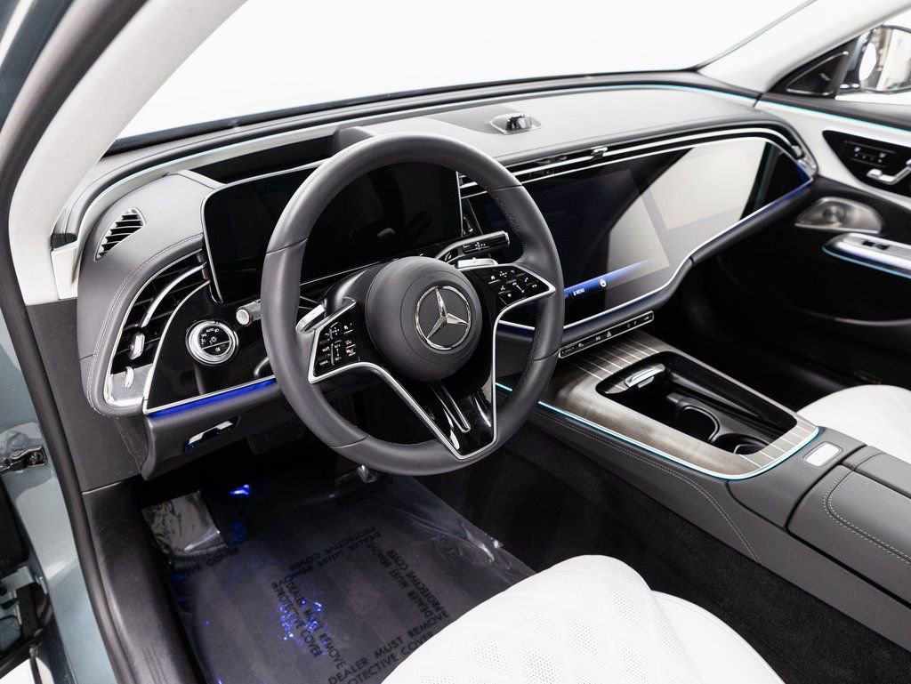 Certified 2024 Mercedes-Benz E 350 4MATIC Sedan image 9