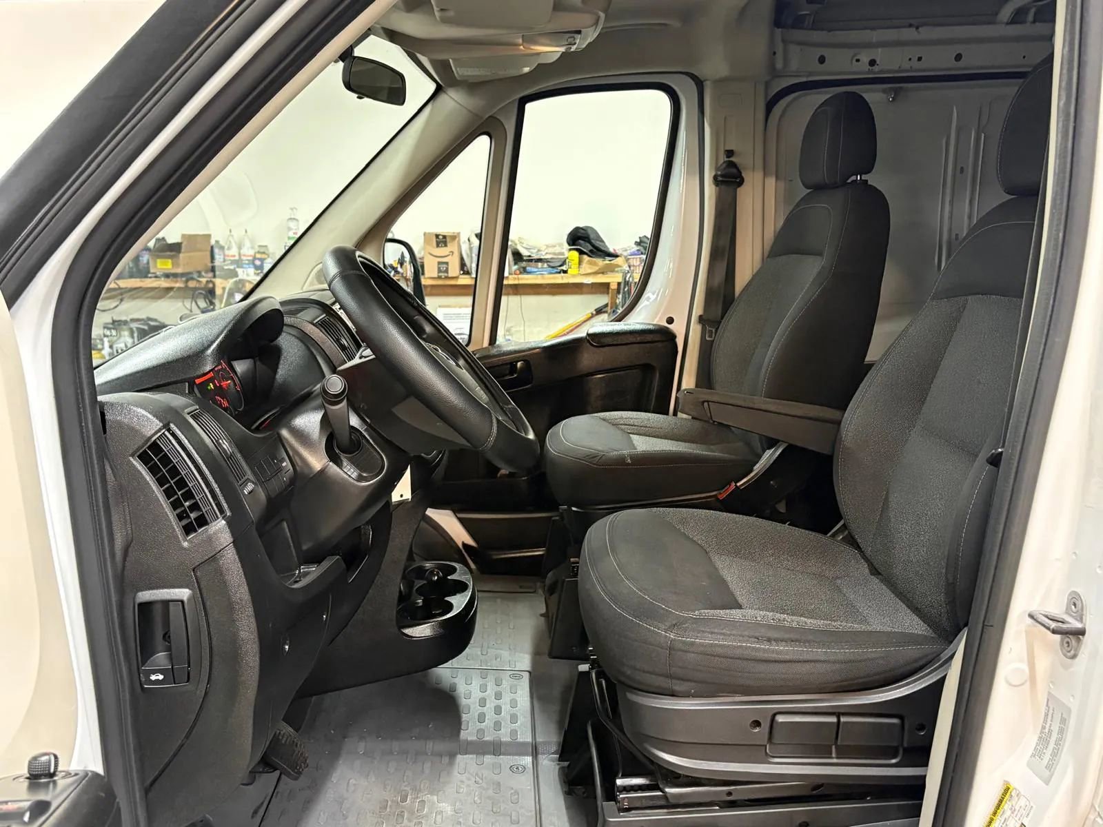 Used 2015 RAM ProMaster 1500 w/ Interior Convenience Group FWD image 9