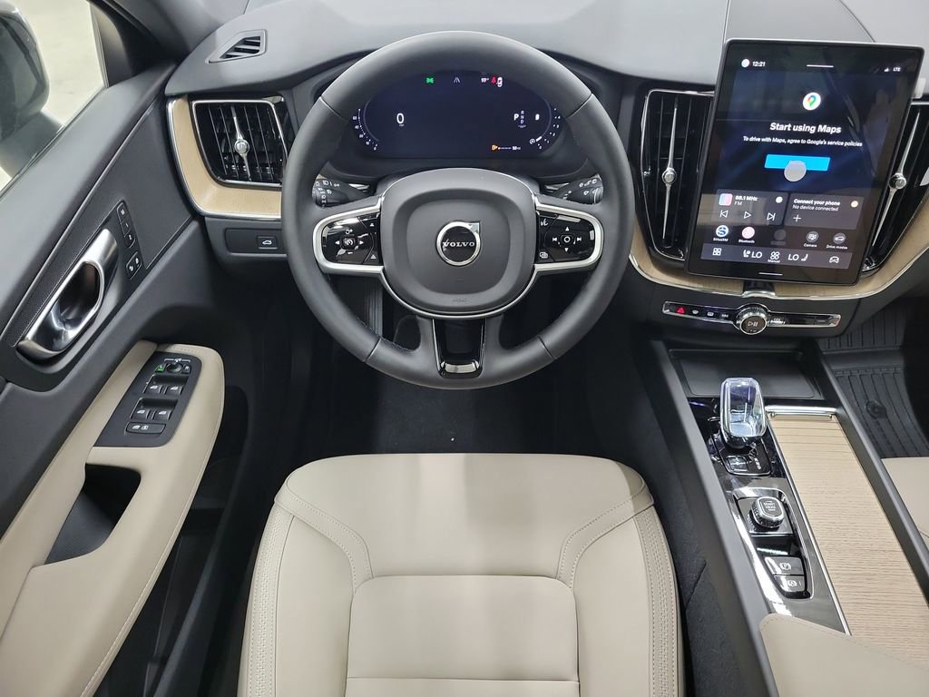 New 2026 Volvo XC60 B5 Plus w/ Protection Package Premier AWD/4WD image 17