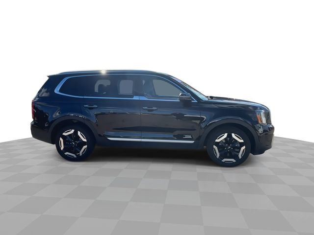 Used 2023 Kia Telluride S image 9