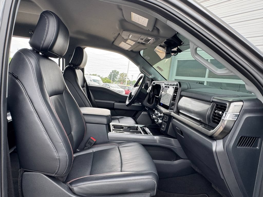 Used 2024 Ford F350 Lariat w/ Black Appearance Package AWD/4WD image 29