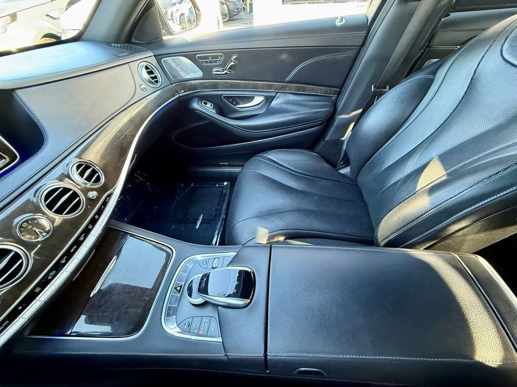 Used 2015 Mercedes-Benz S 550 Sedan image 28