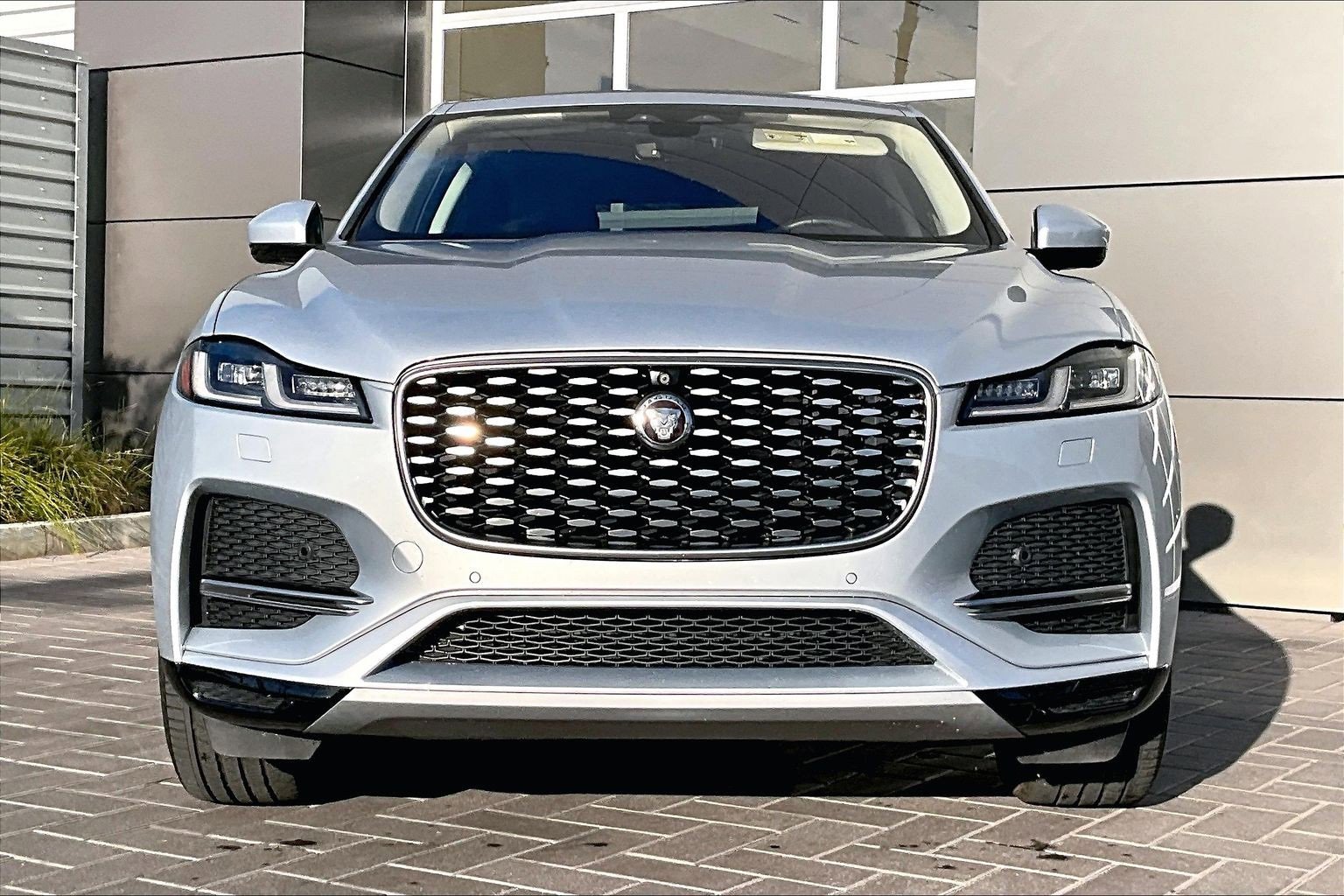 Used 2021 Jaguar F-PACE S image 2