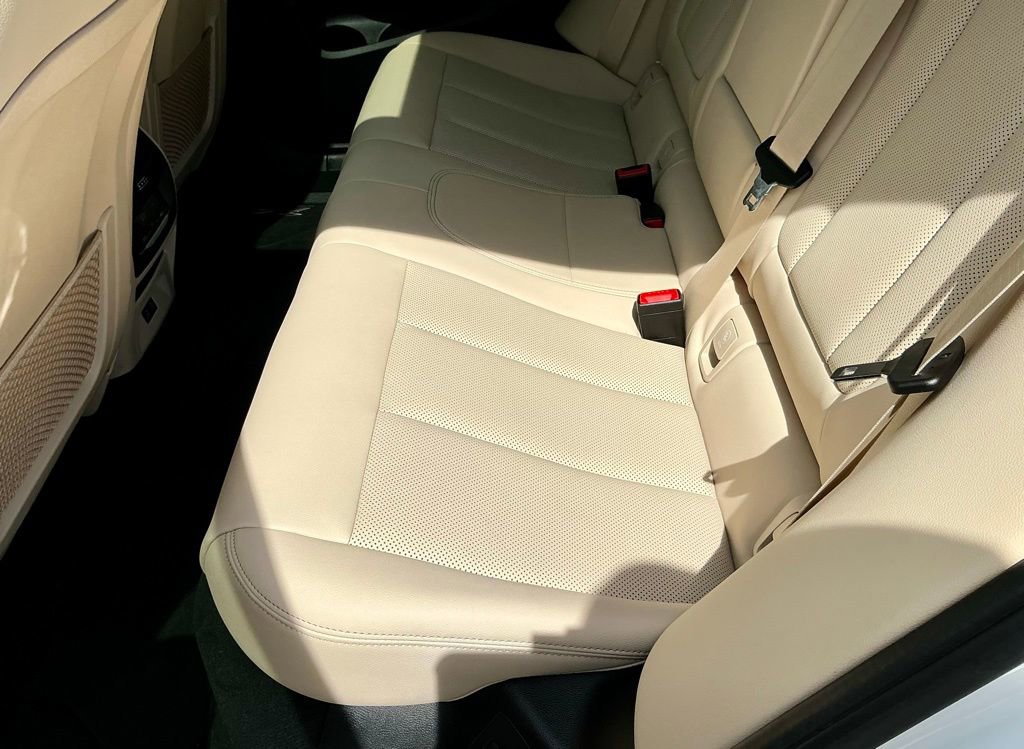 Used 2022 BMW X4 M40i AWD/4WD image 27