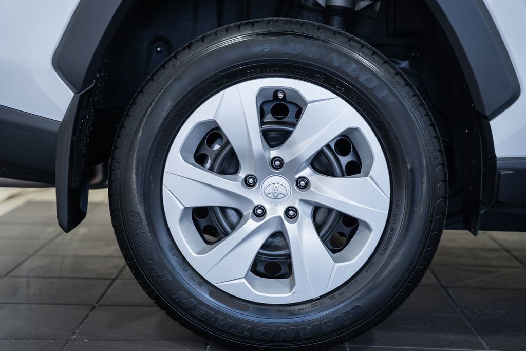 Used 2024 Toyota RAV4 LE image 14