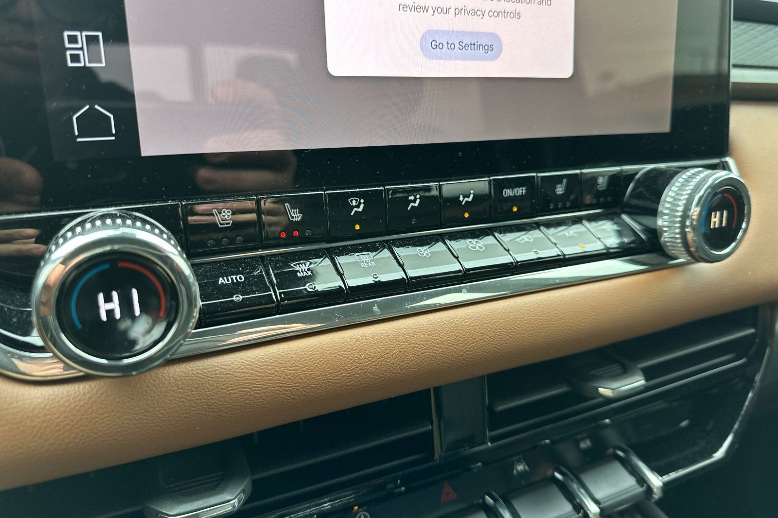 Used 2024 GMC Canyon AT4 w/ LPO, Off Road Lift Package image 27