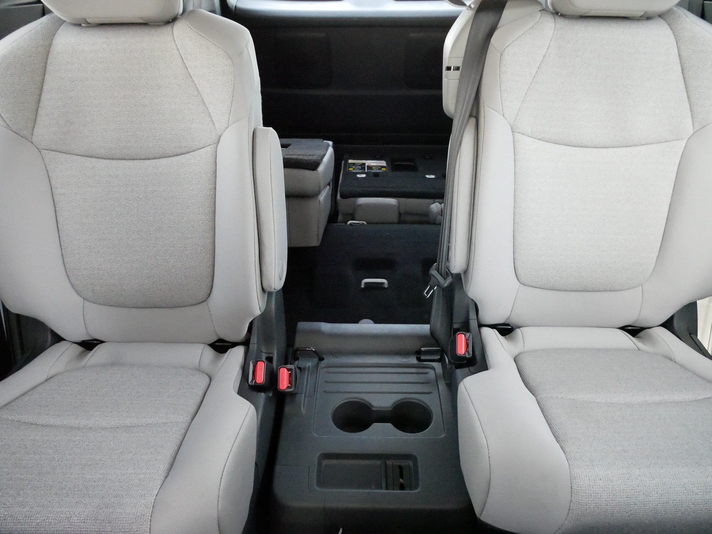Certified 2026 Toyota Sienna LE FWD image 13