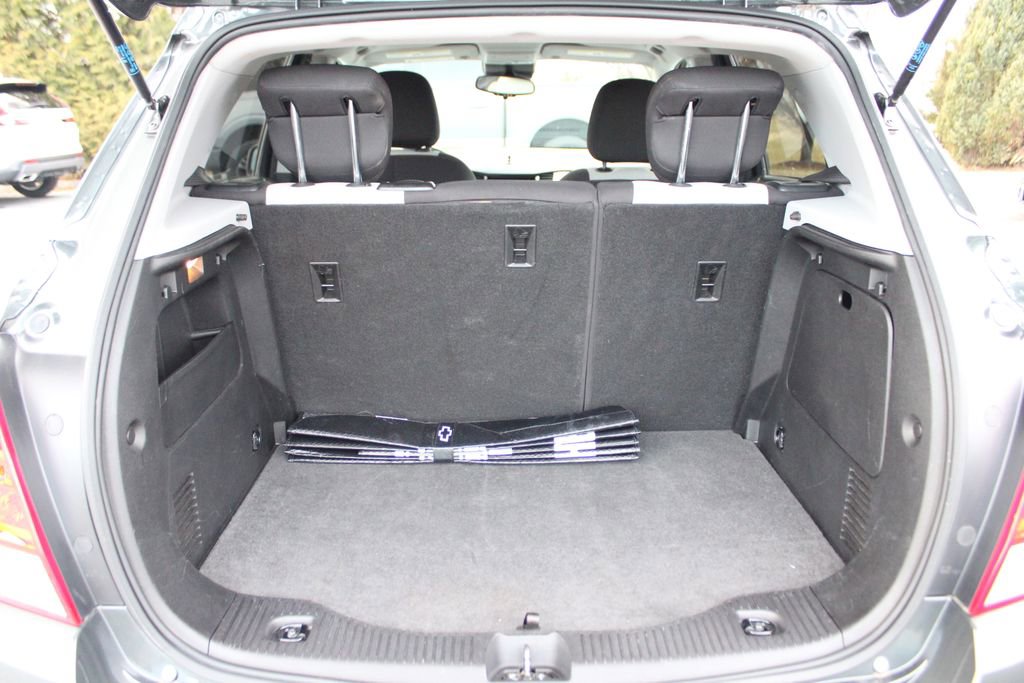 Used 2020 Chevrolet Trax LS w/ Tint and Cruise Package image 27