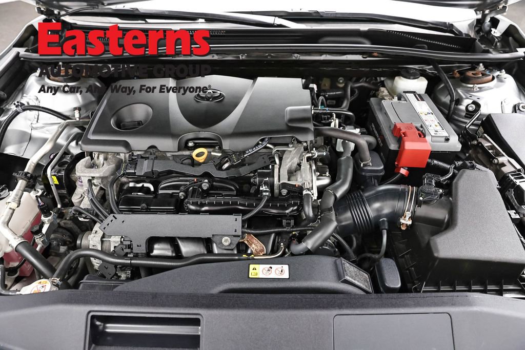 Used 2019 Toyota Camry SE FWD image 7