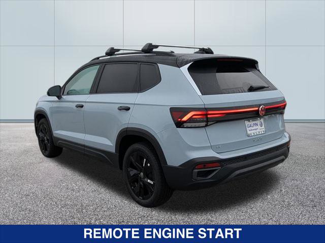 New 2025 Volkswagen Taos SE image 3
