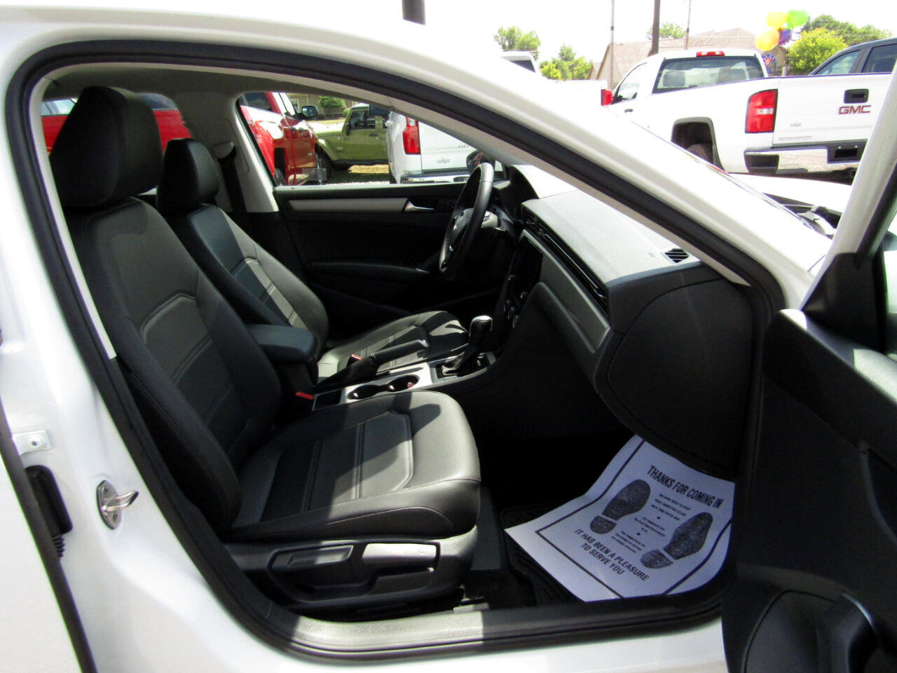 Used 2022 Volkswagen Passat 2.0T SE image 27