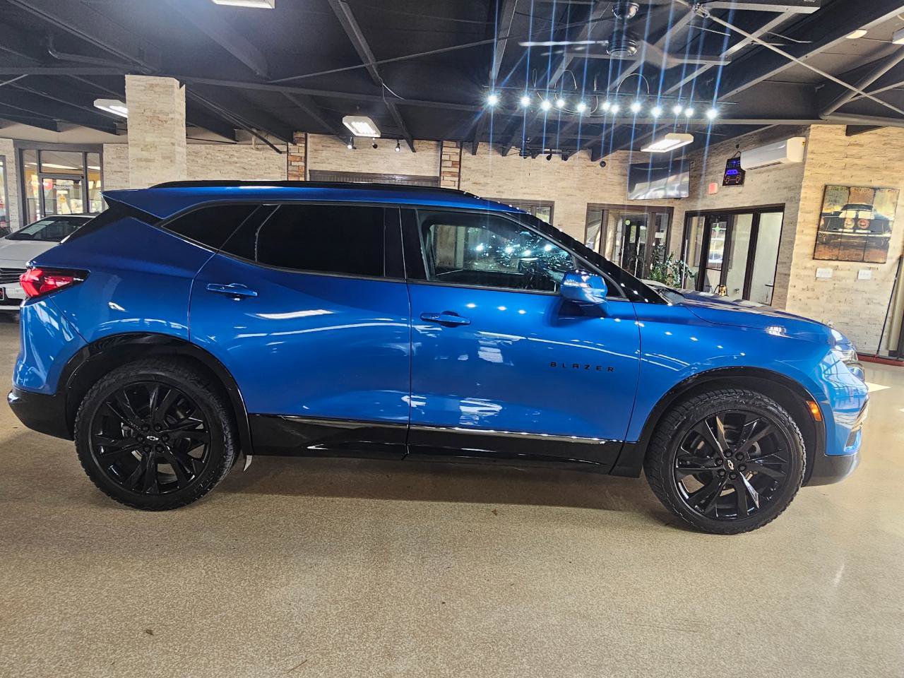 Used 2020 Chevrolet Blazer RS w/ LPO, Floor Liner Package AWD/4WD image 8
