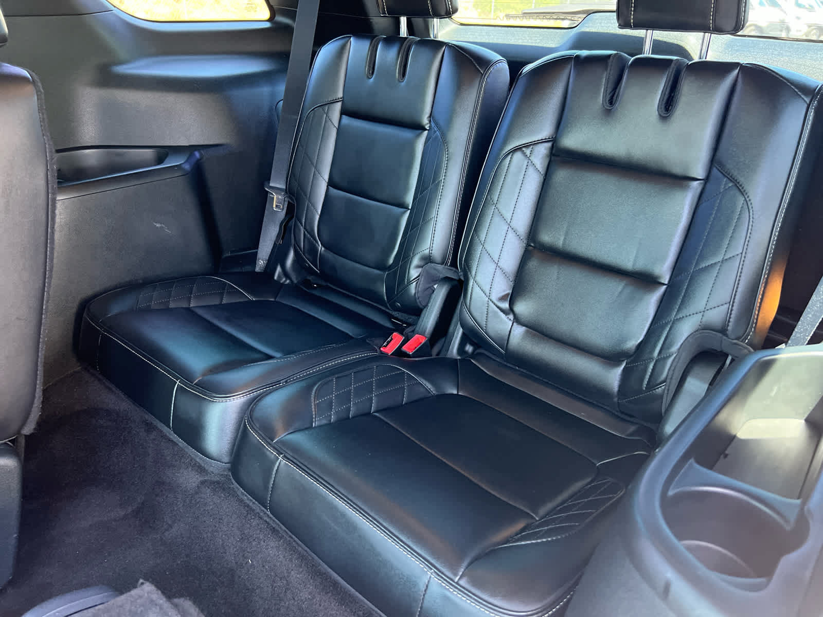 Used 2018 Ford Explorer Platinum AWD/4WD image 15