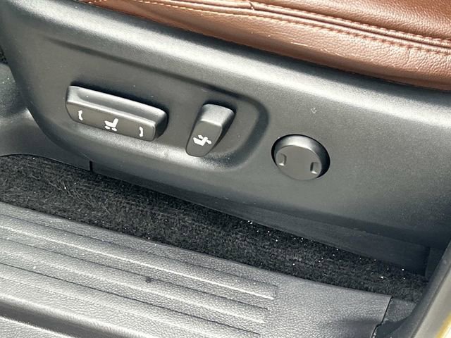 Used 2022 Toyota 4Runner Limited image 16