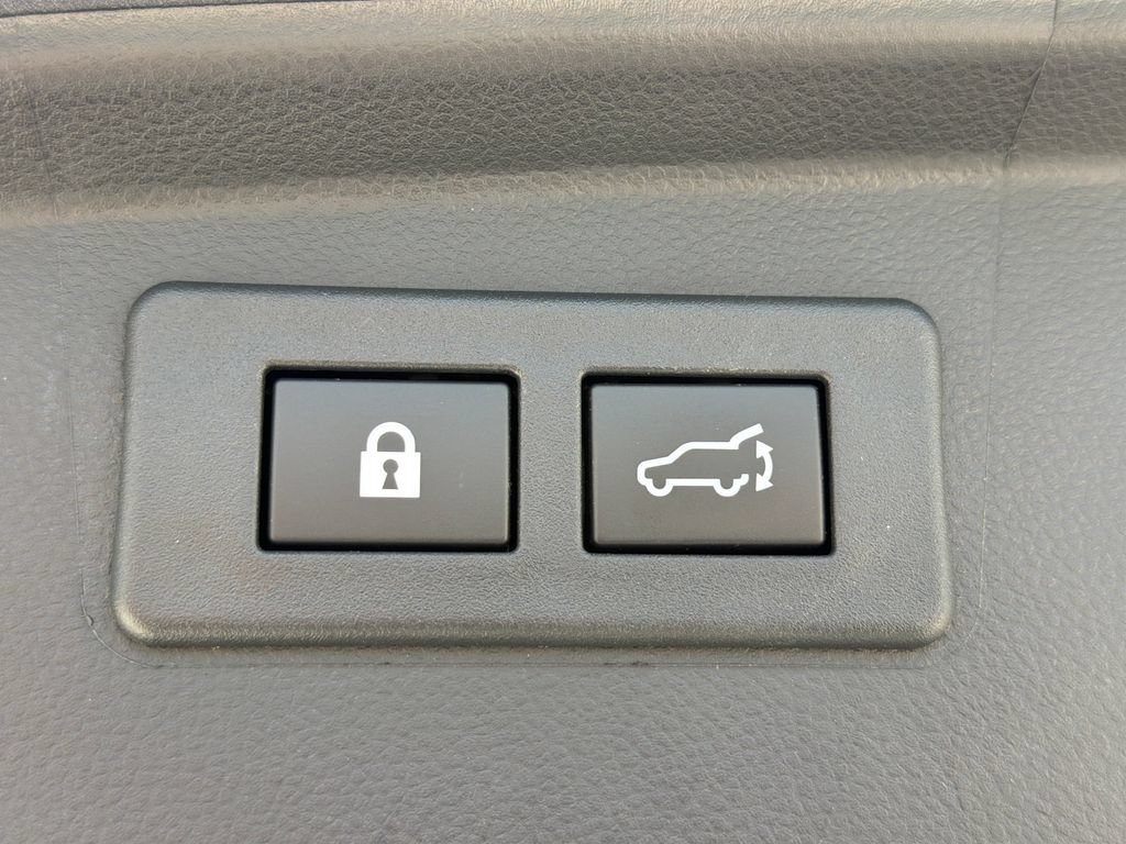 Certified 2023 Subaru Outback Premium AWD/4WD image 34