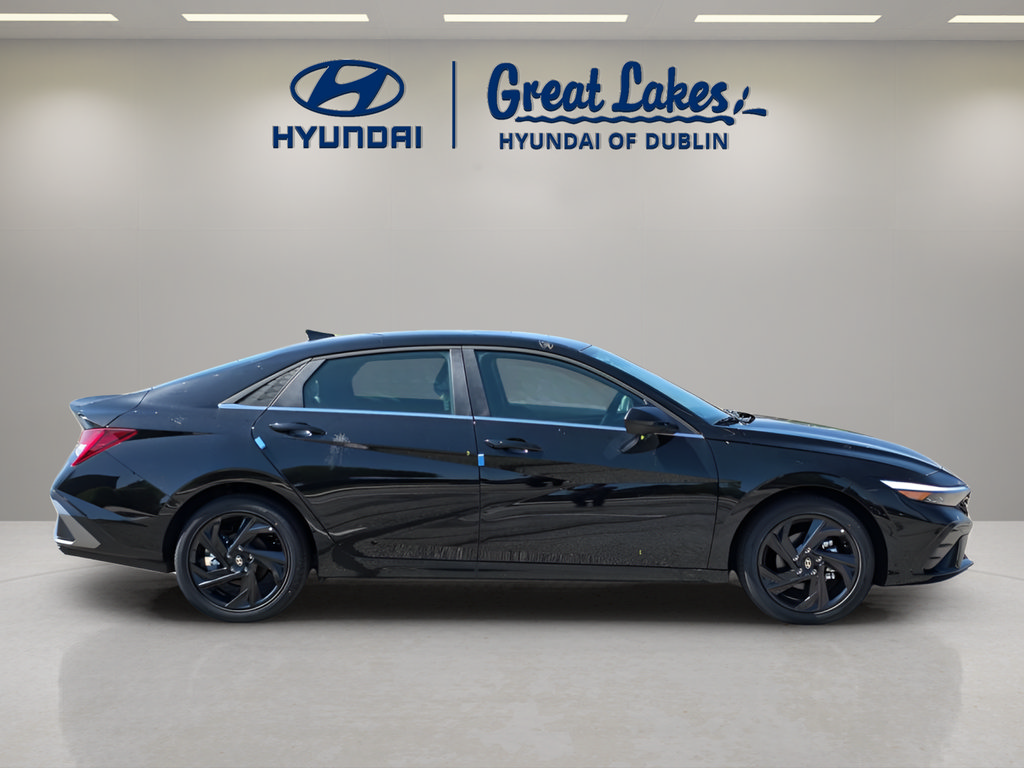 New 2026 Hyundai Elantra SEL Sport Premium FWD image 6