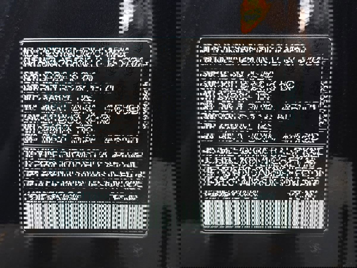 Used 2023 Volkswagen ID.4 Pro image 46