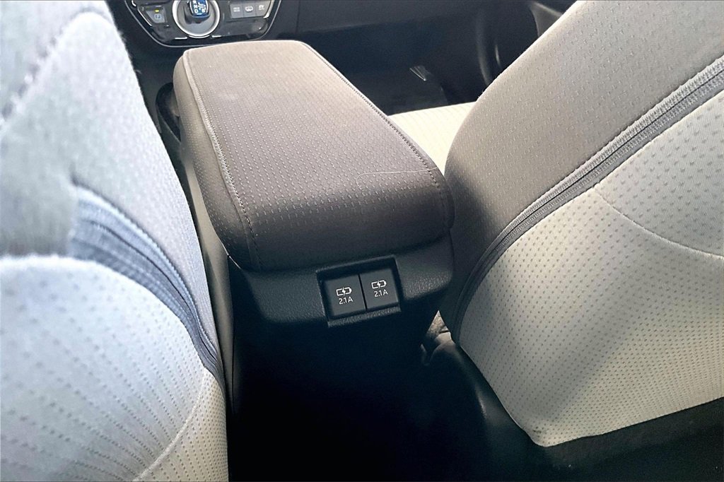 Certified 2020 Toyota Prius Prime LE image 10