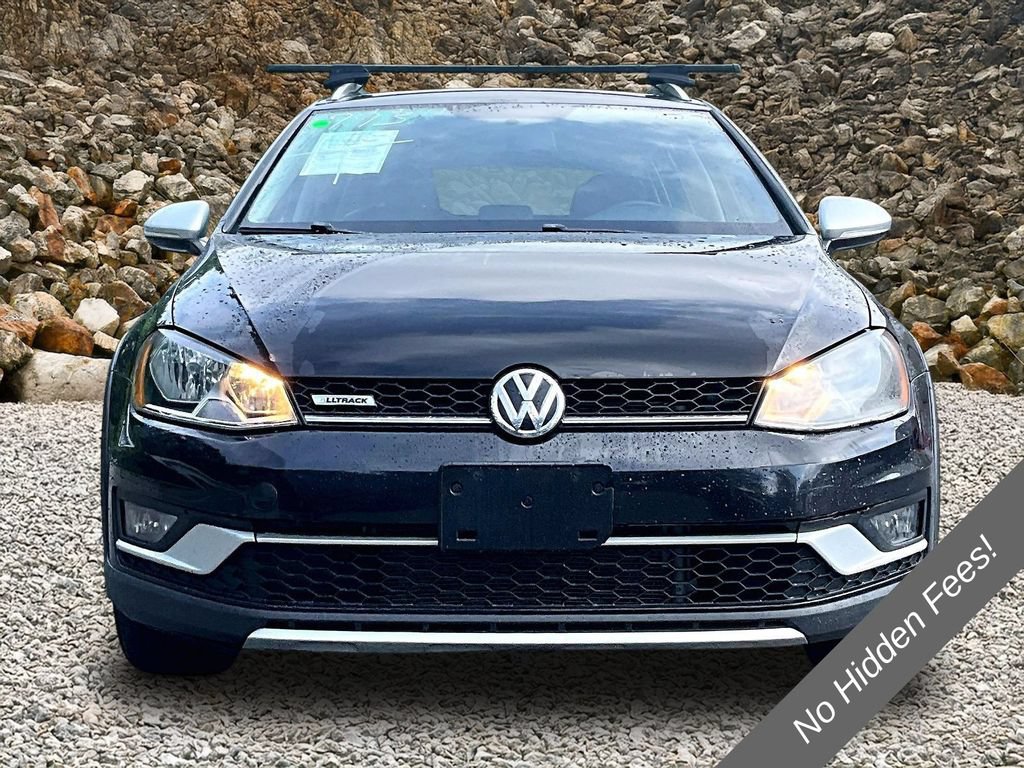 Used 2017 Volkswagen Golf Alltrack S AWD/4WD image 2