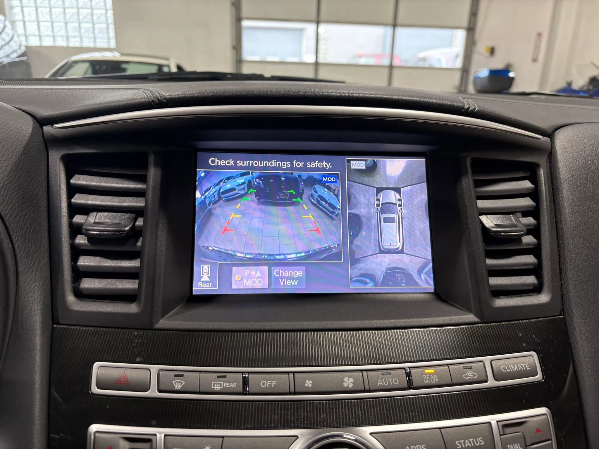 Used 2018 INFINITI QX60 AWD w/ Premium Plus Package image 19