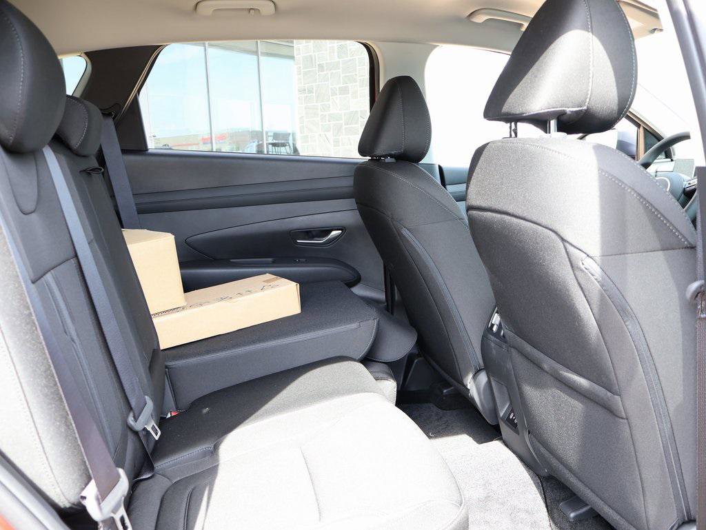New 2026 Hyundai Tucson SEL image 13