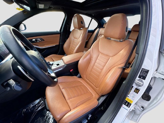 Used 2020 BMW 330i xDrive Sedan w/ Premium Package AWD/4WD image 29