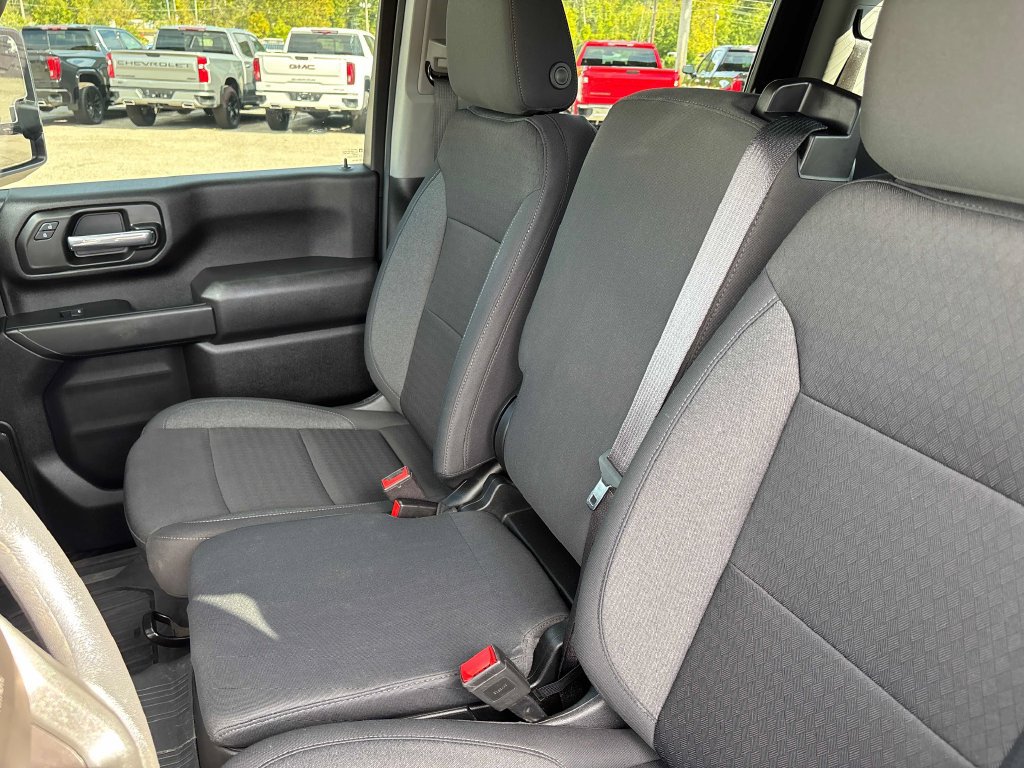 Used 2025 GMC Sierra 2500 Pro w/ 1SA Pro Safety Plus Package AWD/4WD image 18