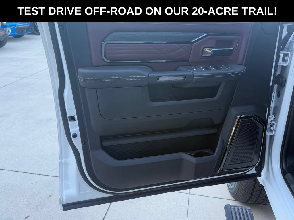 New 2026 RAM 2500 Limited AWD/4WD image 33