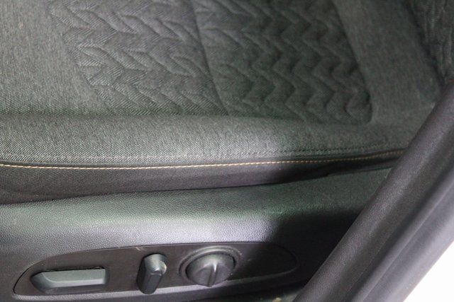 Used 2022 Chevrolet Equinox LT image 17