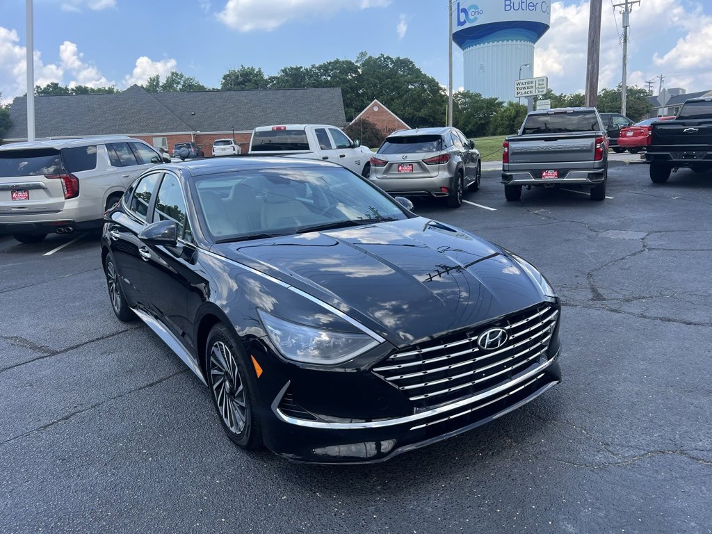 Used 2023 Hyundai Sonata SEL image 3