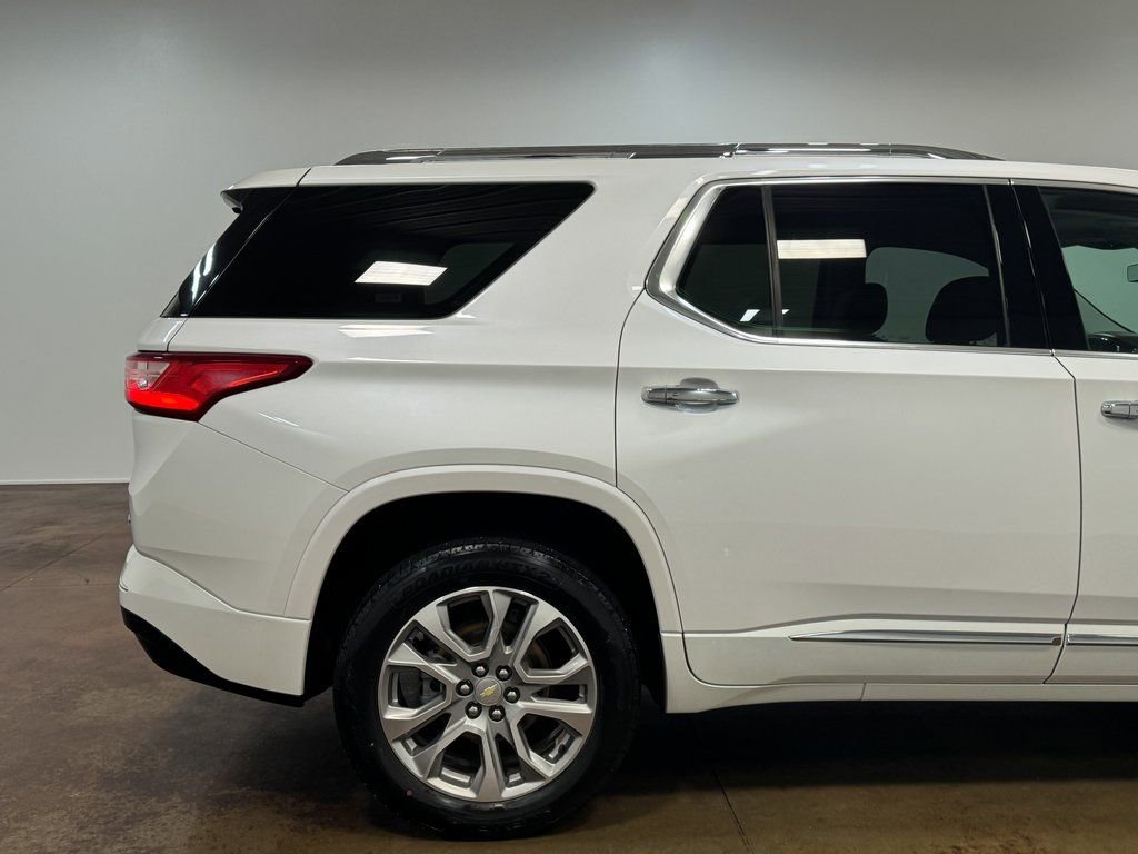 Used 2021 Chevrolet Traverse Premier image 33