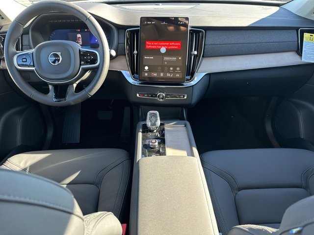 New 2026 Volvo XC90 B6 Plus w/ Protection Package Premier image 11