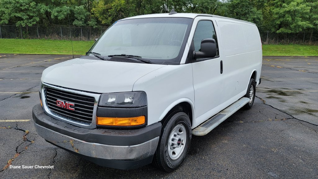 Used 2021 GMC Savana 2500 w/ Driver Convenience Package RWD image 5