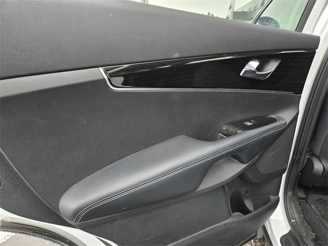 Used 2019 Kia Sorento LX w/ LX Convenience Package image 37