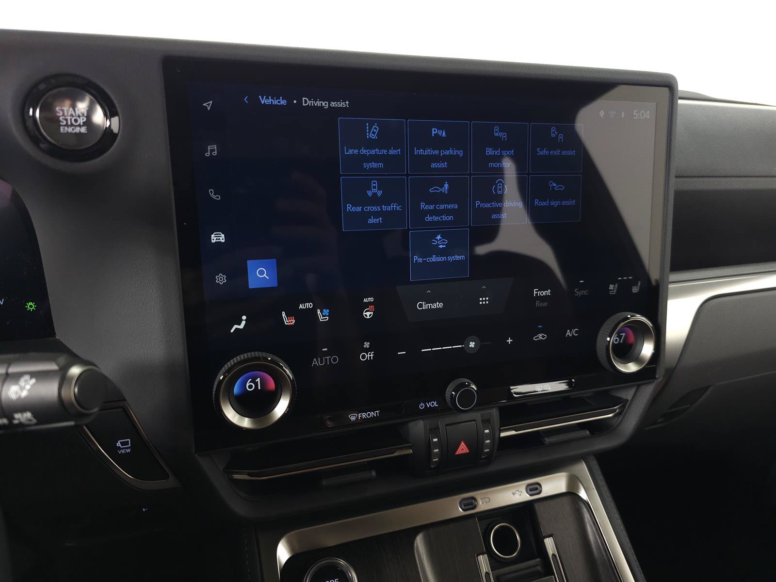 Certified 2025 Lexus GX 550 w/ Cold Area Package AWD/4WD image 32