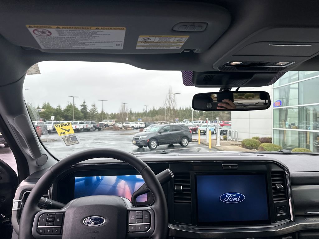 Used 2025 Ford F350 Lariat w/ Camper Package AWD/4WD image 12