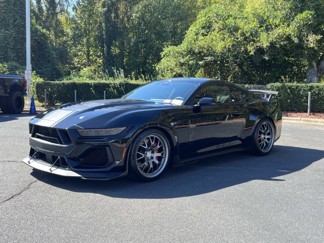 New 2026 Ford Mustang GT Premium w/ GT Performance Package RWD image 3