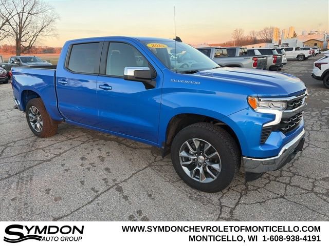 Used 2025 Chevrolet Silverado 1500 LT image 2