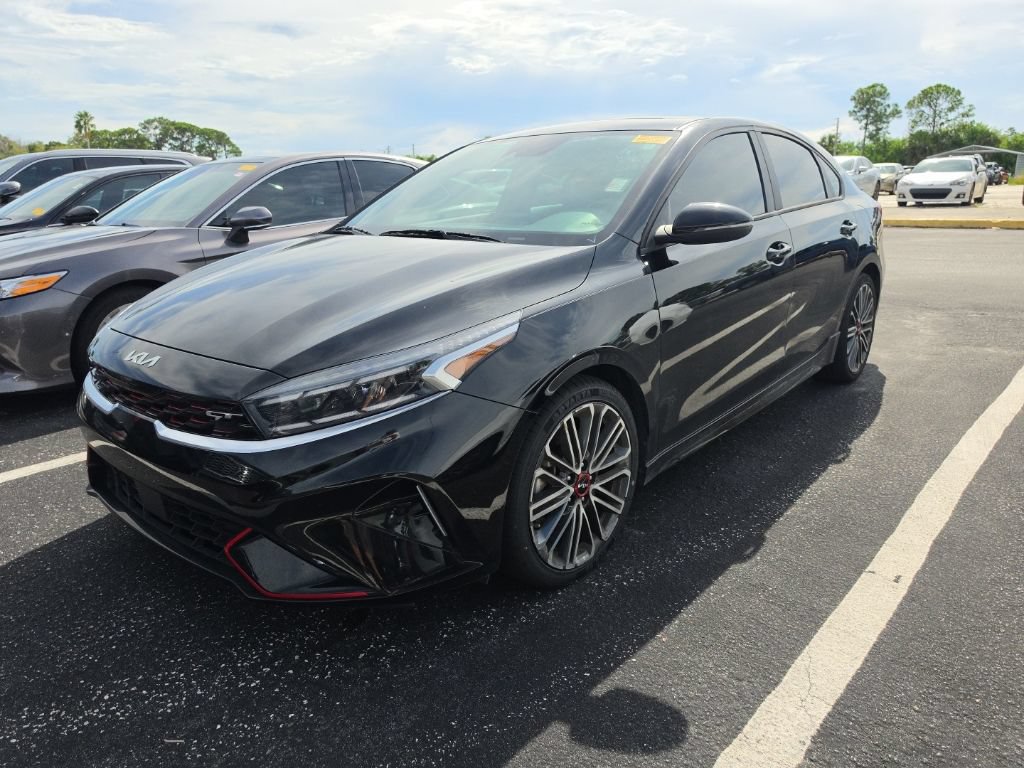 Certified 2023 Kia Forte GT w/ GT2 Package FWD image 6