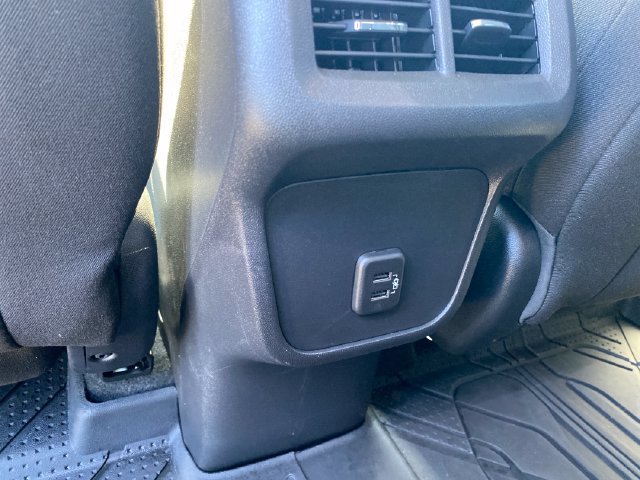 Certified 2024 Chevrolet Equinox LT w/ LPO, Floor Liner Package FWD image 19