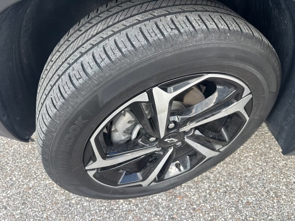 Used 2022 Chevrolet TrailBlazer RS w/ Technology Package FWD image 10
