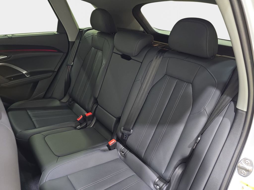 New 2025 Audi Q5 Premium Plus image 14
