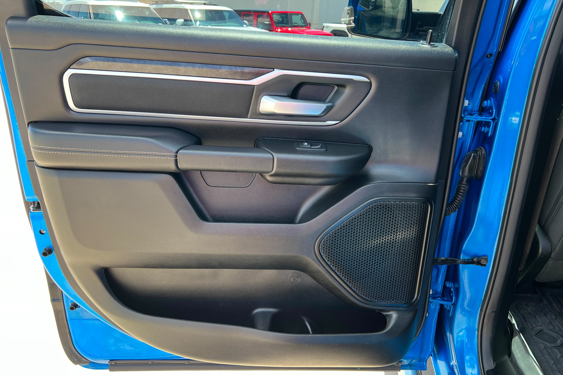 Used 2023 RAM 1500 Big Horn AWD/4WD image 18
