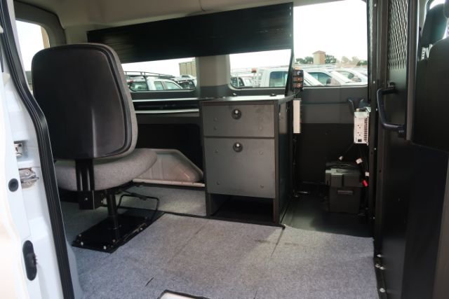 Used 2015 Ford Transit 150 XLT RWD image 9