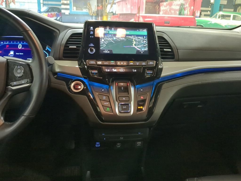 Used 2024 Honda Odyssey Touring image 12