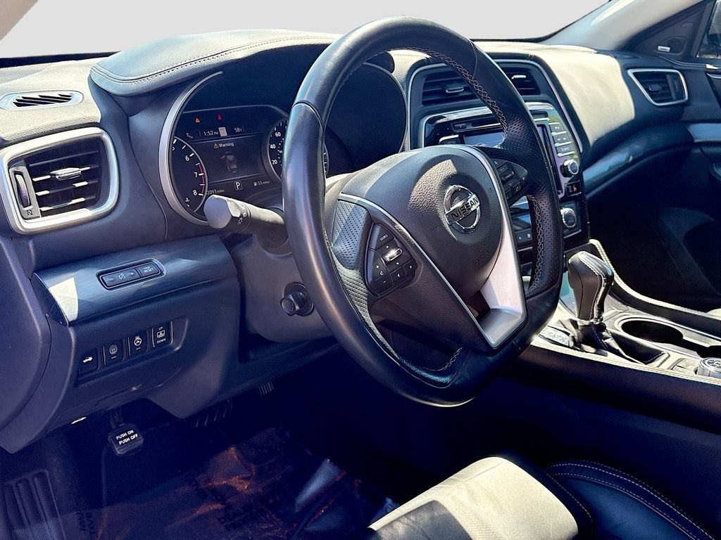 Used 2022 Nissan Maxima Platinum w/ Sport Mat Group FWD image 9